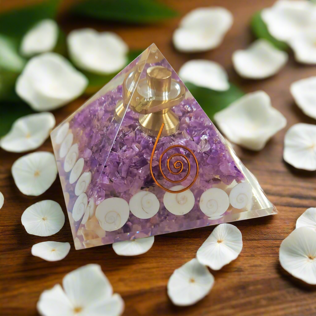 Soulwise Orgonite Pyramid with Amethyst Crystal, Gomti Chakra & Shivling – 7 cm Energy Generator for Vastu, Meditation, Healing & Home Decor
