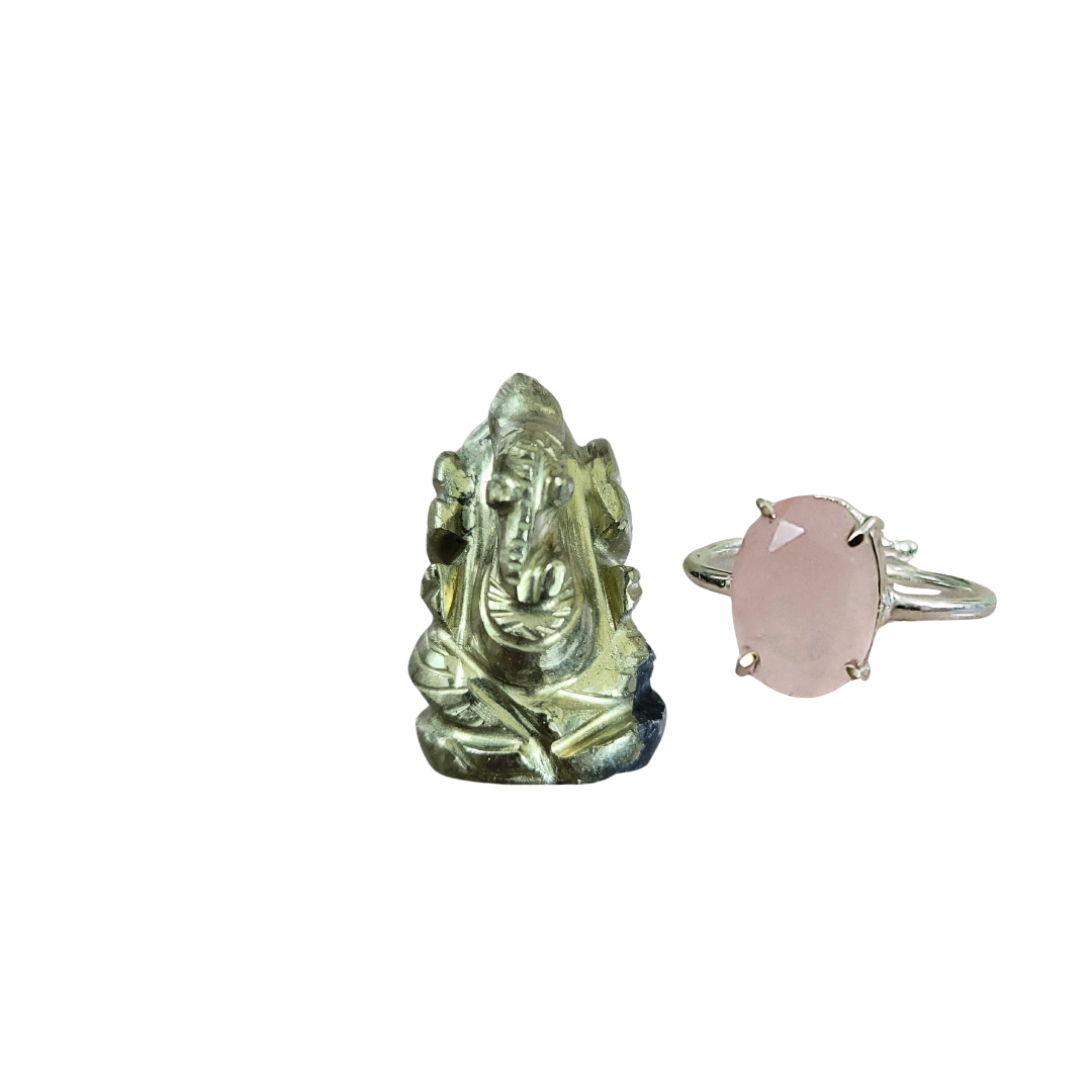 Divine Love Rakhi Gift for Sister – Pyrite Ganesha Idol for Blessings & Rose Quartz Healing Ring for Emotional Harmony (Adjustable, 16.69 Ct, Pink).