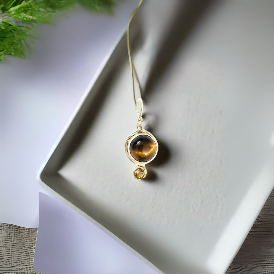 Natural Tiger's Eye Pendant – Certified Healing Crystal for Luck, Wealth & Confidence