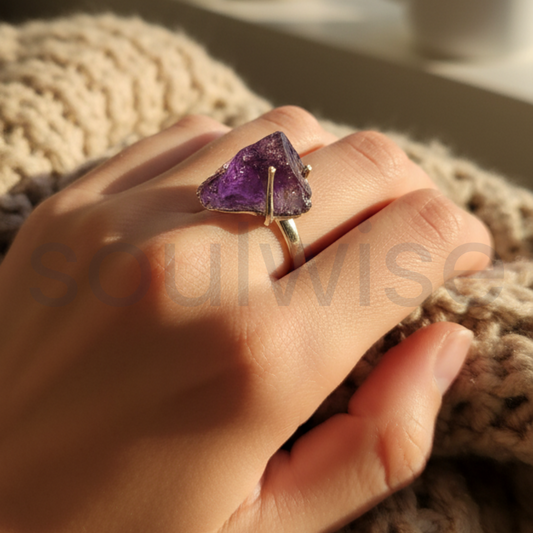 Raw Amethyst Crystal Ring – Natural Uncut Stone in 92.5 Silver – Adjustable Handmade Ring – Healing Crystal Jewelry for Women & Men