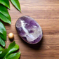 Natural Amethyst Palm Stone – Healing Crystal for Meditation, Stress Relief & Energy Balancing – Pocket-Sized Worry Stone