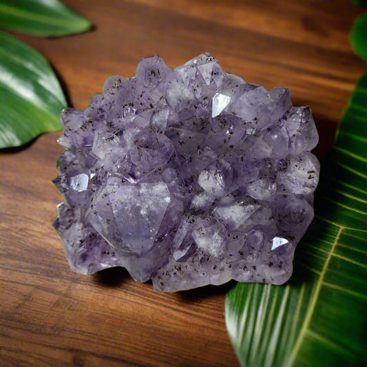 Soulwise Healing Amethyst cluster, Amethyst Geode, self-standing, Healing, protective crystal cluster decor, 1400g (Medium)