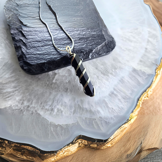 Natural Black Tourmaline Spiral Pendant – Protection, Grounding & Energy Shield Crystal