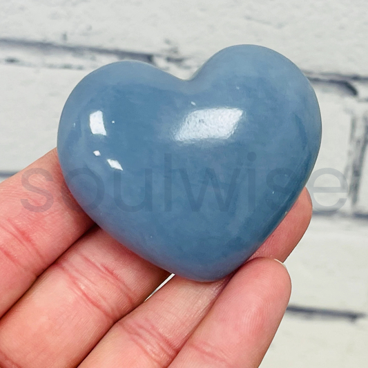 Angelite Healing Crystal Heart-Shape Decor for Stress Relief, Harmony in Relations, Balance, and Inner Peace, Valentine Gift Housewarming (Angelite)