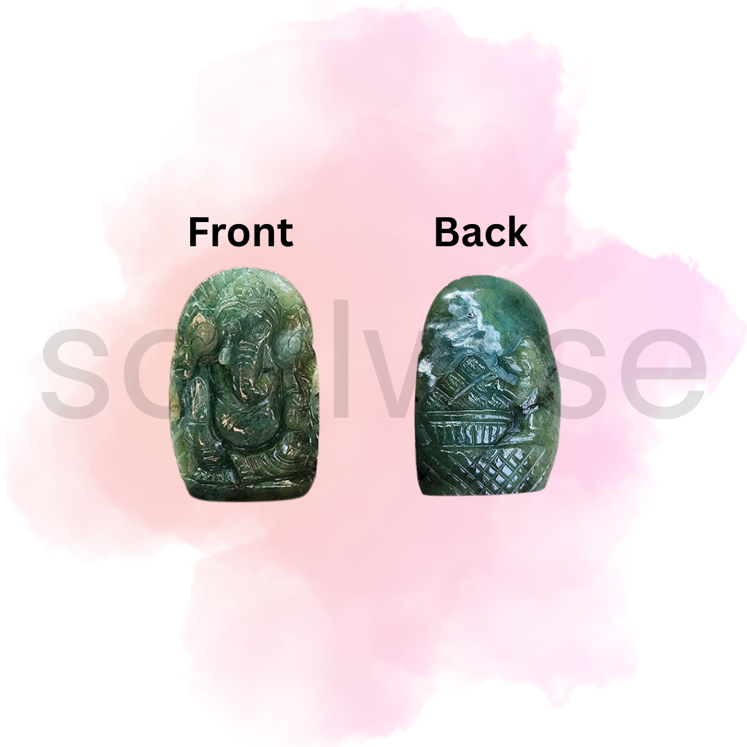 Emerald gemstone Ganesha idol 92 ct. 4cm.
