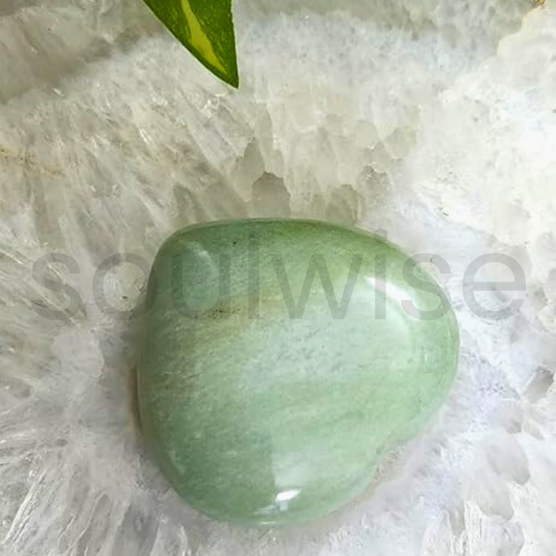 Soulwise Green Aventurine Healing Crystal Heart-Shape Decor – Natural Gemstone for Prosperity, Love & Positive Energy