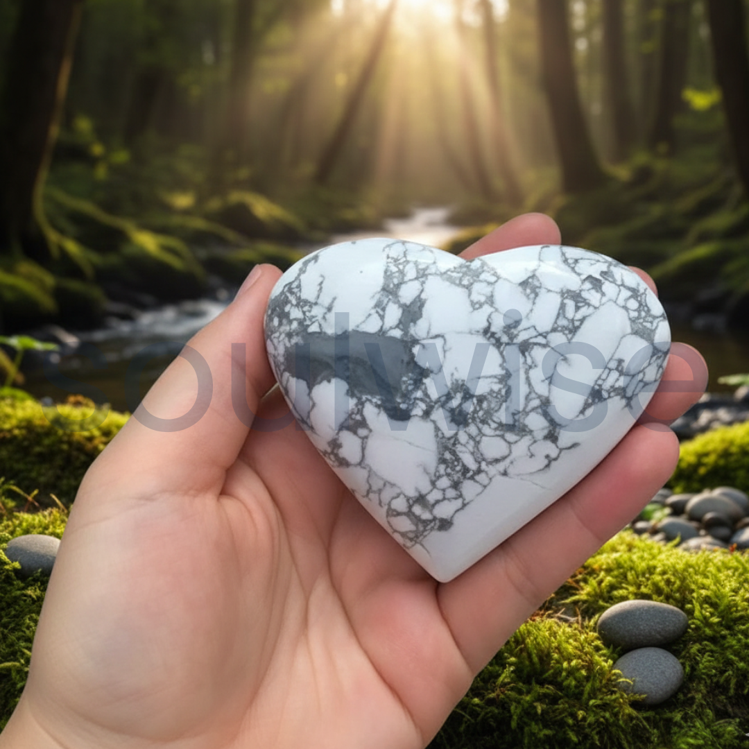 Howlite Heart Shaped Stone, Marble Pattern, Natural Crystal, Decorative Piece