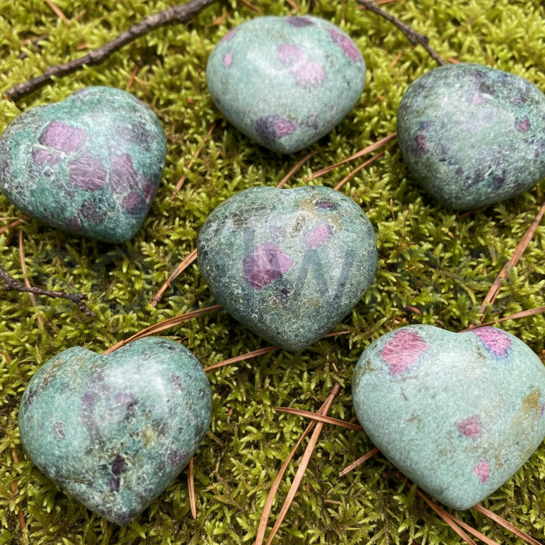 Ruby Fuchsite Healing Crystal Heart-Shape Decor for Love and Relationships, Balance, and Harmony, Valentine Gift Housewarming (Ruby Fuchsite)