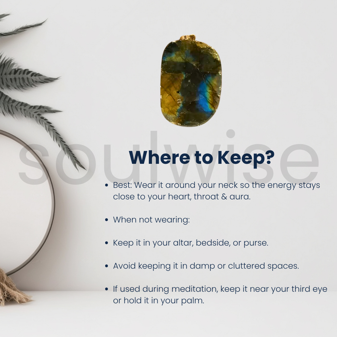 Soulwise Labradorite Freeform Pendant – Natural Iridescent Gemstone Necklace for Protection, Intuition & Healing Energy.